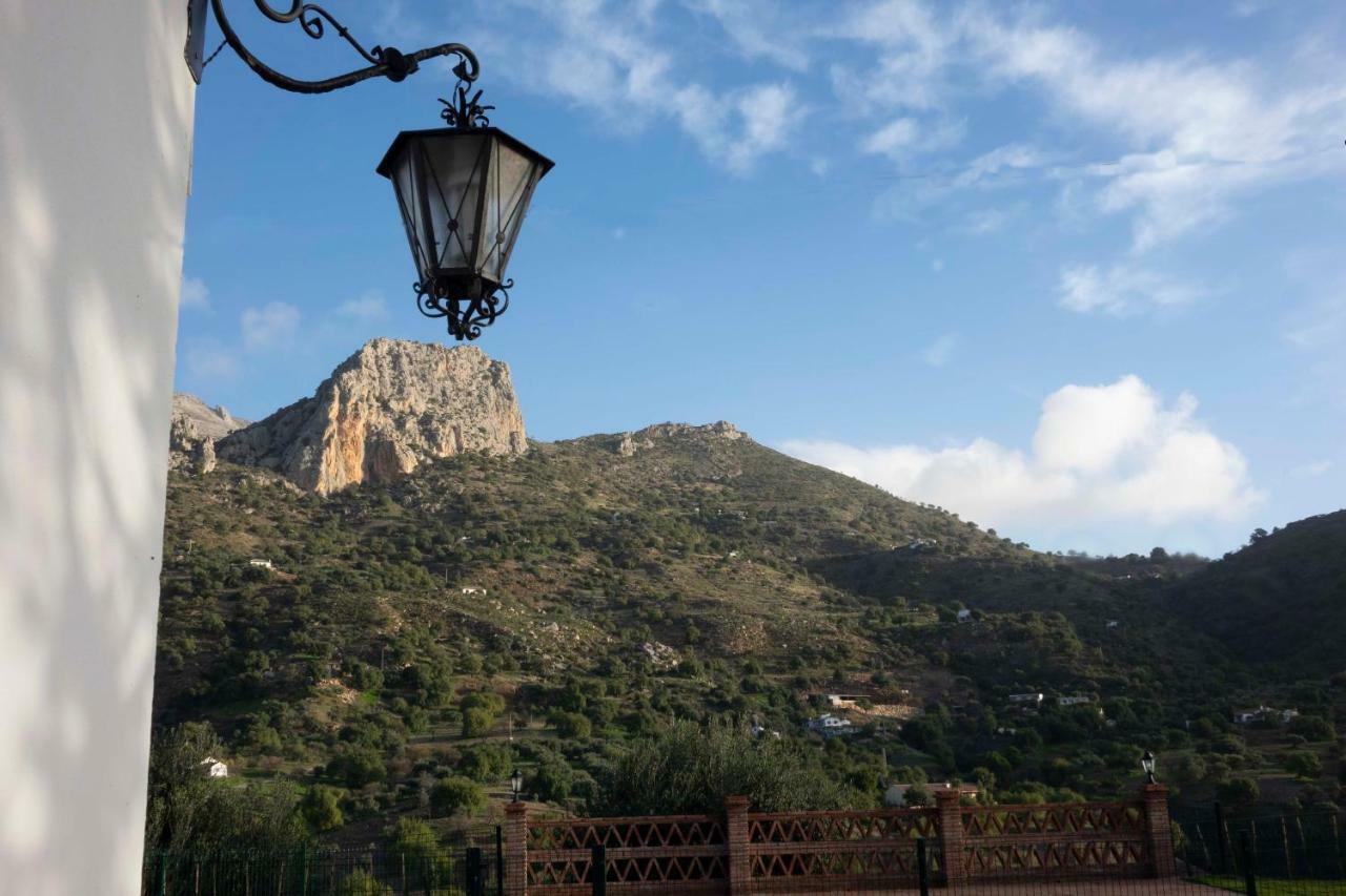 Appartement Lagar Del Chorro Junto Caminito Del Rey Piscina Y Baloncesto Extérieur photo